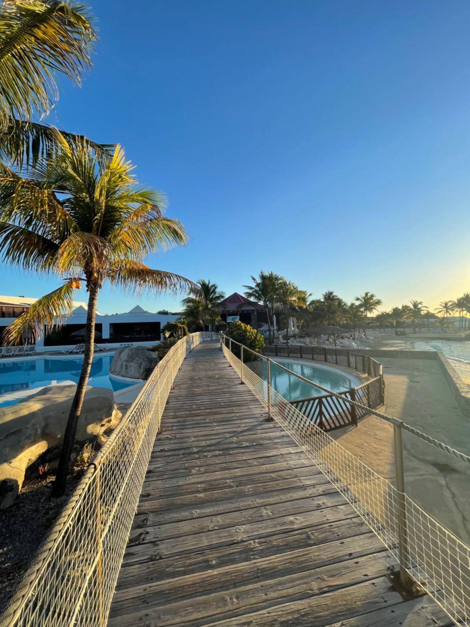Studio 25 M Manganao Joela 4 Personnes Avec Machine A Laver (Adults Only) Saint-Francois  Exterior foto