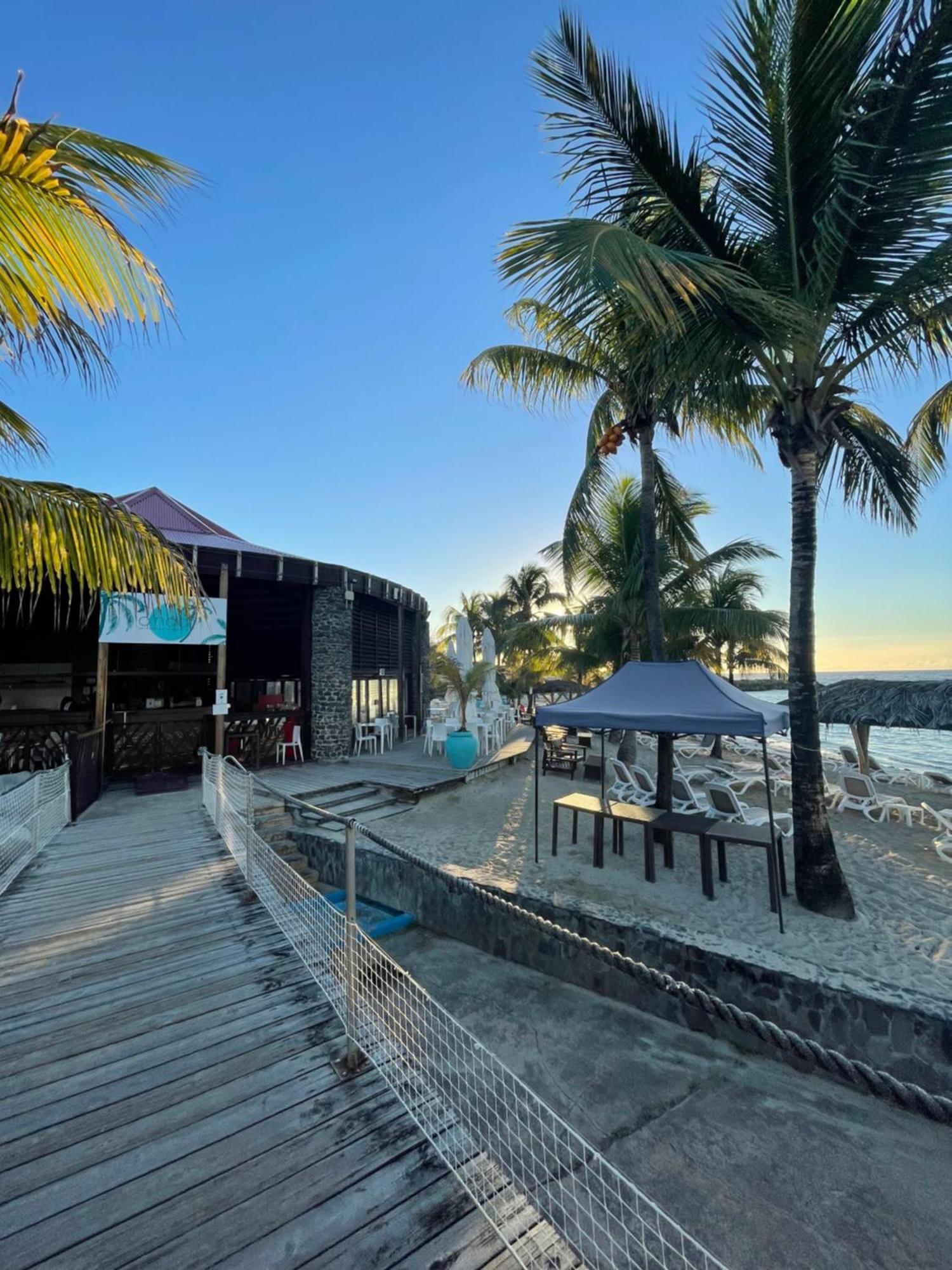 Studio 25 M Manganao Joela 4 Personnes Avec Machine A Laver (Adults Only) Saint-Francois  Exterior foto